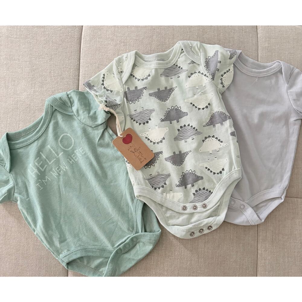 NEW Mini Hop 3 pack baby onesies